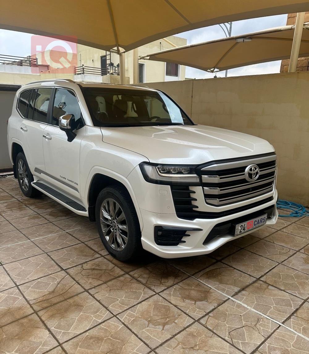 تويوتا لاندكروزر